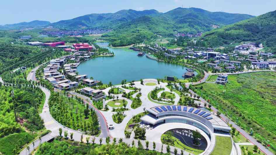 以人才“洄游”探索城乡融合新路径——访浙江省湖州市委书记陈浩