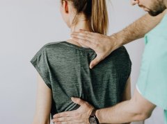 肩颈痛总发作？可能是颈部肌肉劳损在搞鬼