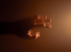 中医辅助改善帕金森症状：3类方法+避坑指南