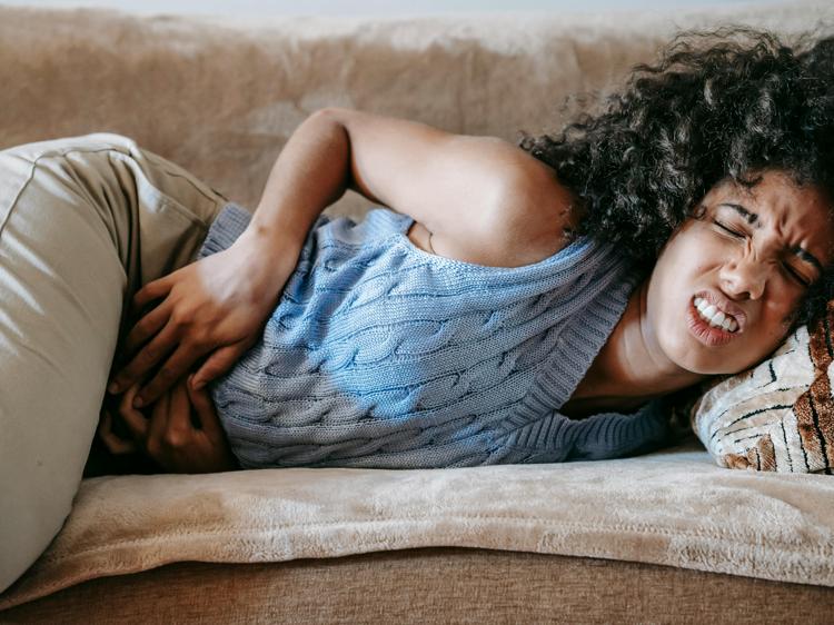 艾包热敷肚子：3大作用+避坑指南，用对才安全