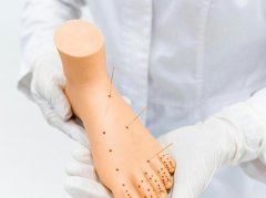 大腿经络不通疼痛？3类病因+对应方法帮你科学缓解