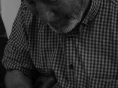 18岁多白发？不只是肾虚，这些原因和调理法要知道