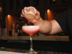 侧柏桑椹膏能改善白发？科学解答+避坑指南