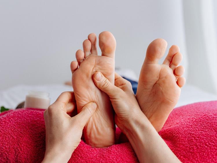 穴位按摩辅助改善贫血?4个穴位要找对 穴位按摩辅助改善贫血?4个穴位要找对