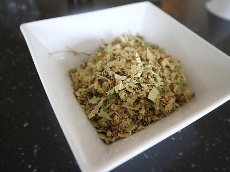 失眠喝对花茶饮？3种常见花茶的安神逻辑