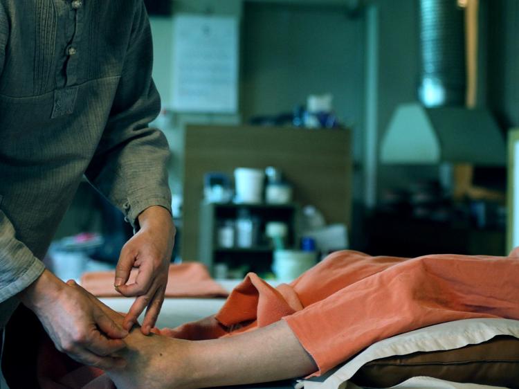 脚底发烧总不好？可能是阴虚内热在“搞事”