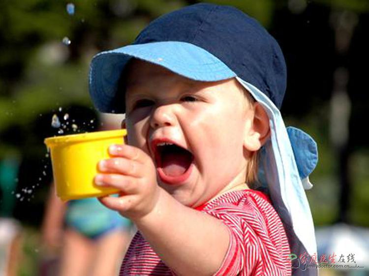 黄芪茯苓陈皮泡水：补气健脾利水的科学调理指南