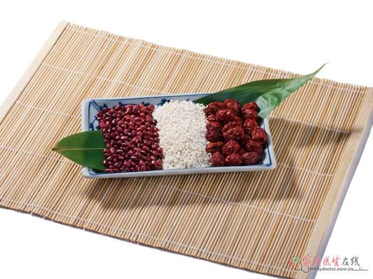 舌边锯齿舌淡粉？中医教你识别脾虚湿盛并科学调理