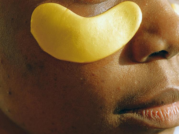 总消不掉的黑眼圈？祛湿调体质帮你从根源改善眼周暗沉